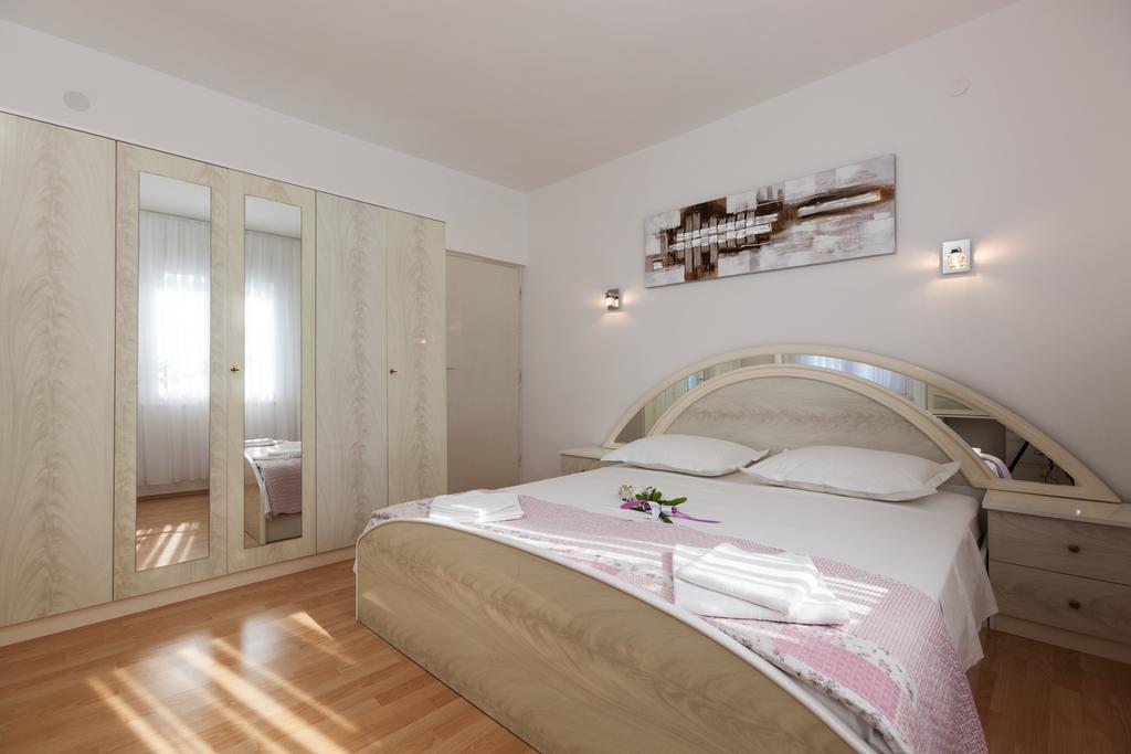 Villa Sarah Supetar Eksteriør billede